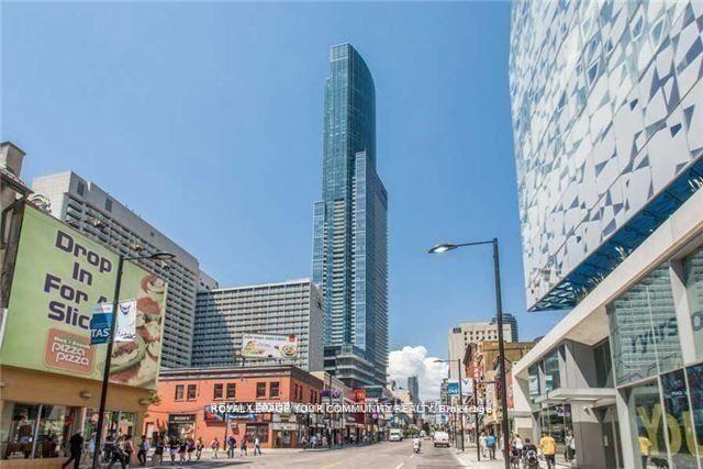 386-yonge-street-toronto-toronto-ontario-c13497864