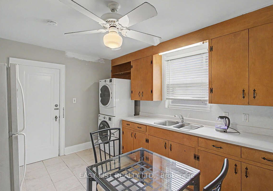 77-avondale-avenue-toronto-north-york-ontario-c13497950