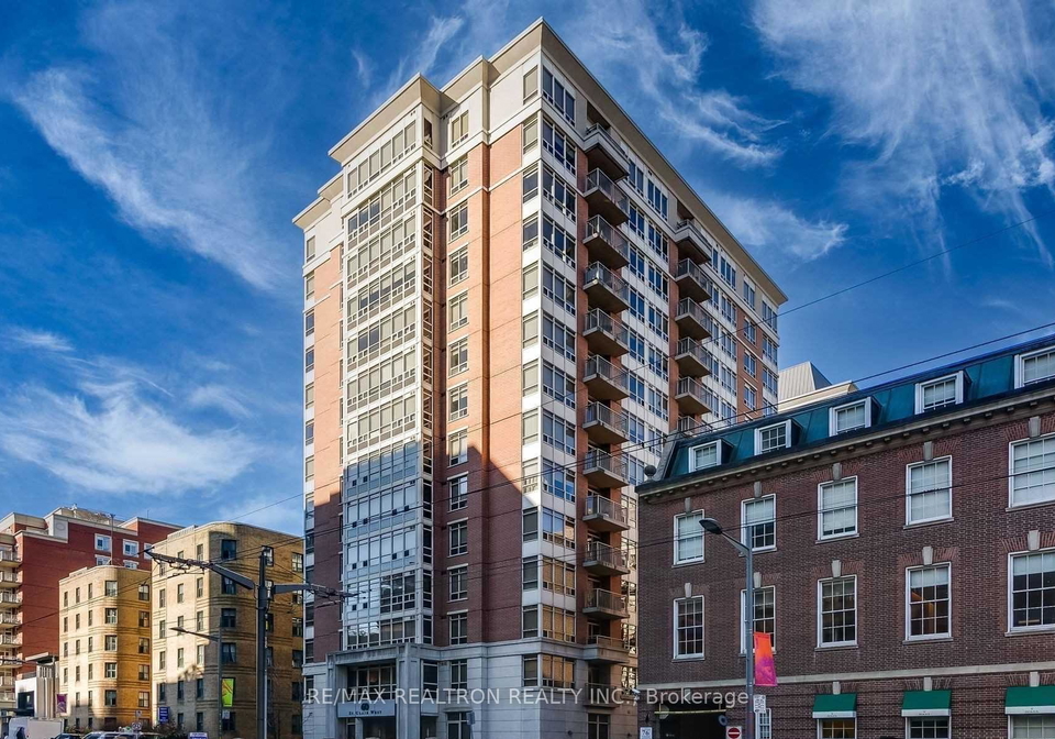60-st-clair-avenue-w-toronto-toronto-ontario-c13498008