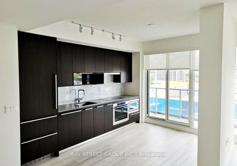 117-mcmahon-drive-toronto-north-york-ontario-c13498284