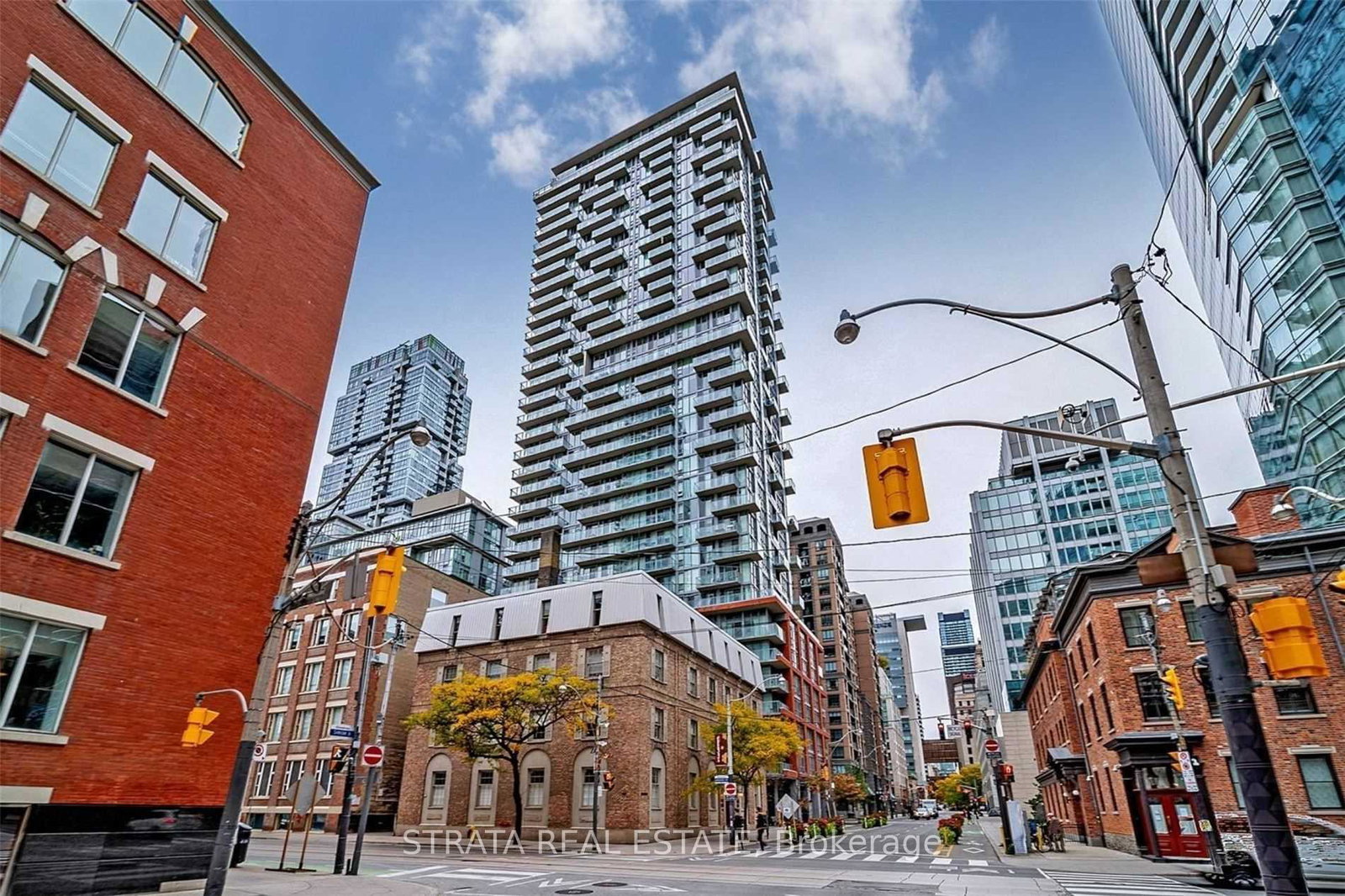 126-simcoe-street-toronto-toronto-ontario-c13498350