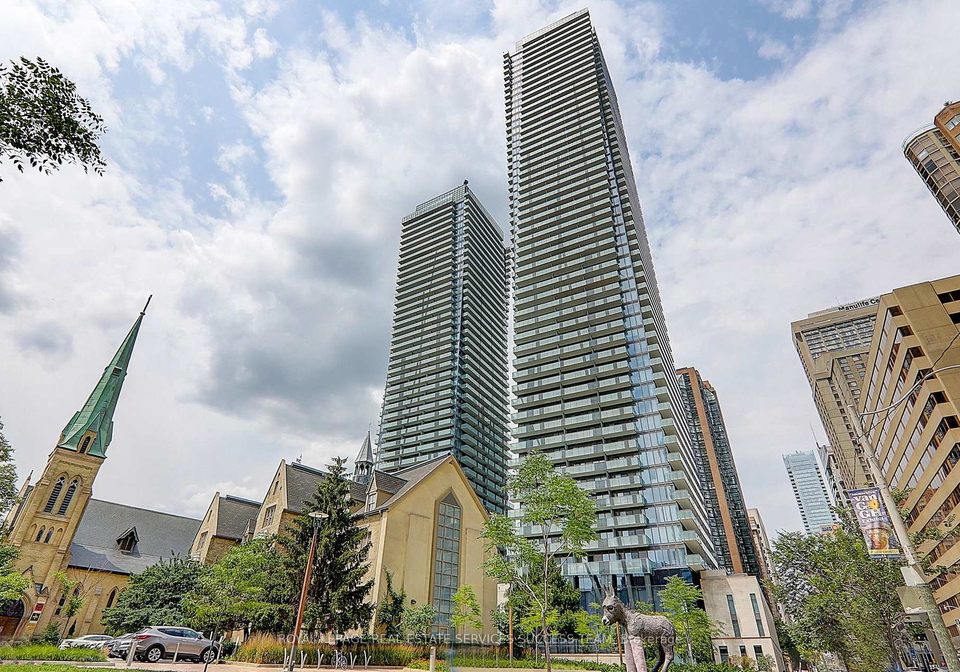 65-st-mary-street-toronto-toronto-ontario-c13498380