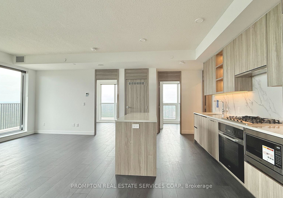 18-esther-shiner-boulevard-toronto-north-york-ontario-c13498426