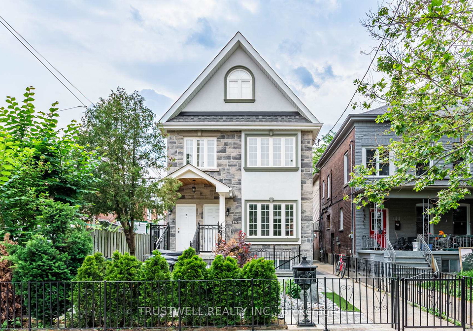 142-borden-street-toronto-toronto-ontario-c13498482