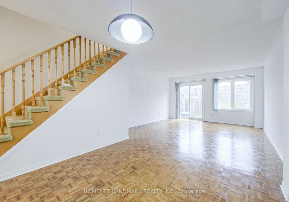 25-warner-avenue-toronto-north-york-ontario-c13498654