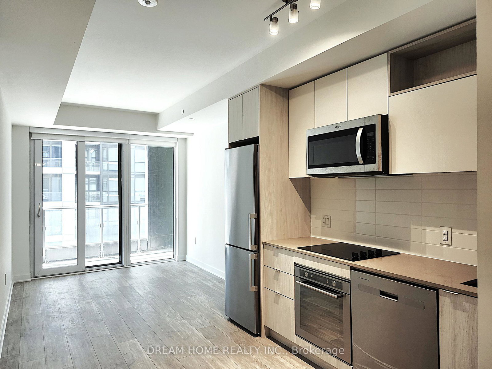 60-princess-street-toronto-toronto-ontario-c13498710