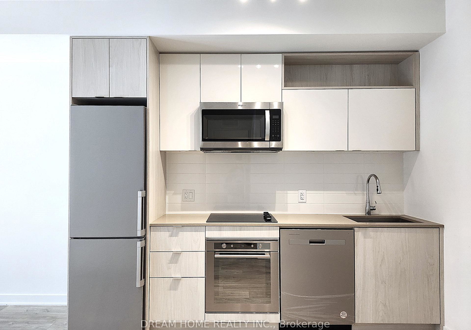 60-princess-street-toronto-toronto-ontario-c13498710