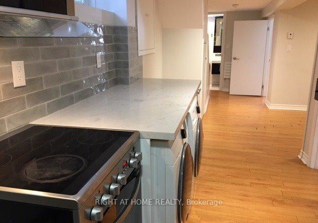 172-davisville-avenue-toronto-toronto-ontario-c13498720