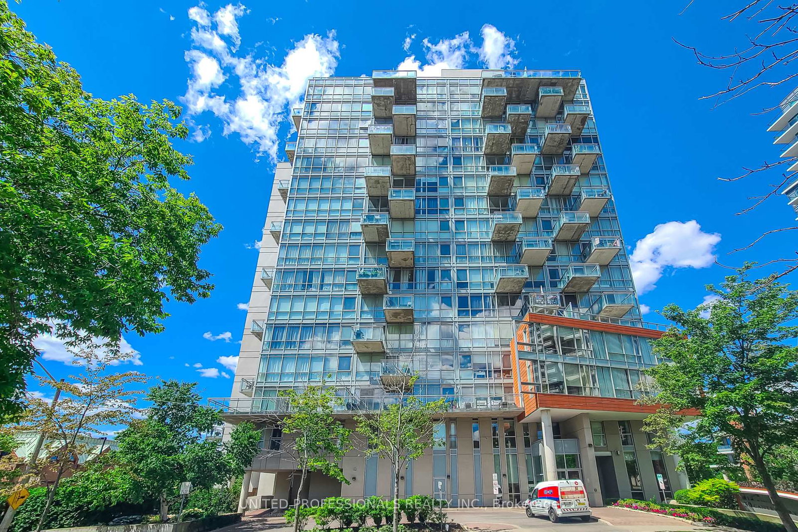30-canterbury-place-toronto-toronto-ontario-c13498740
