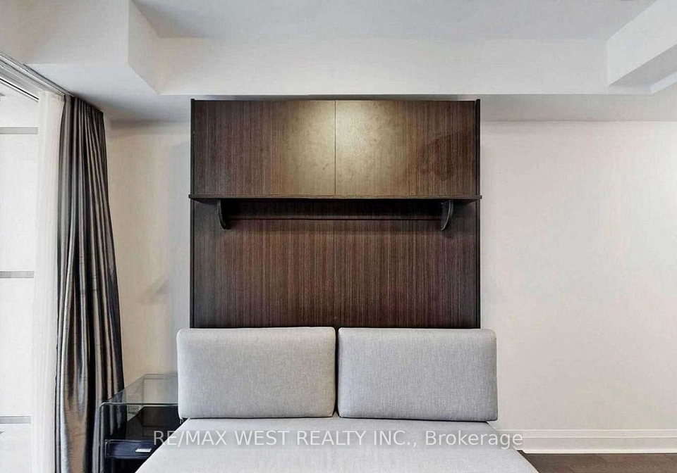 65-st-mary-street-toronto-toronto-ontario-c13499130