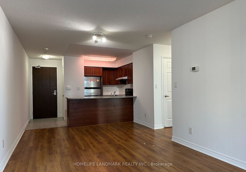 35-hollywood-avenue-n-toronto-north-york-ontario-c13499134