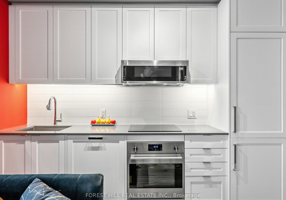 250-lawrence-avenue-w-toronto-toronto-ontario-c13499906