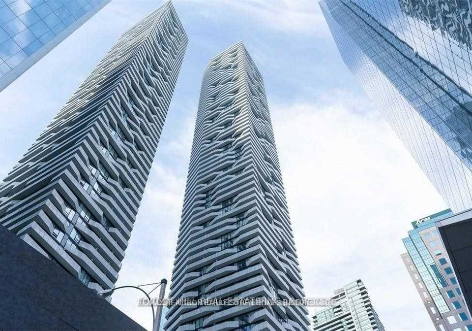 88-harbour-street-toronto-toronto-ontario-c13499908