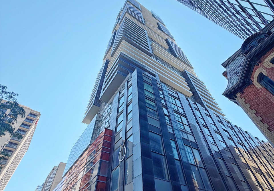 7-grenville-street-toronto-toronto-ontario-c13500038