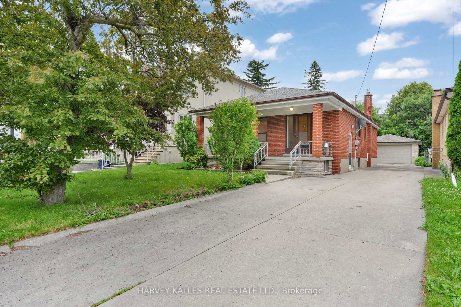 61-abitibi-avenue-toronto-north-york-ontario-c13500084