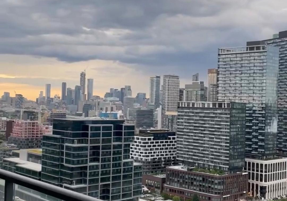170-fort-york-boulevard-toronto-toronto-ontario-c13500278