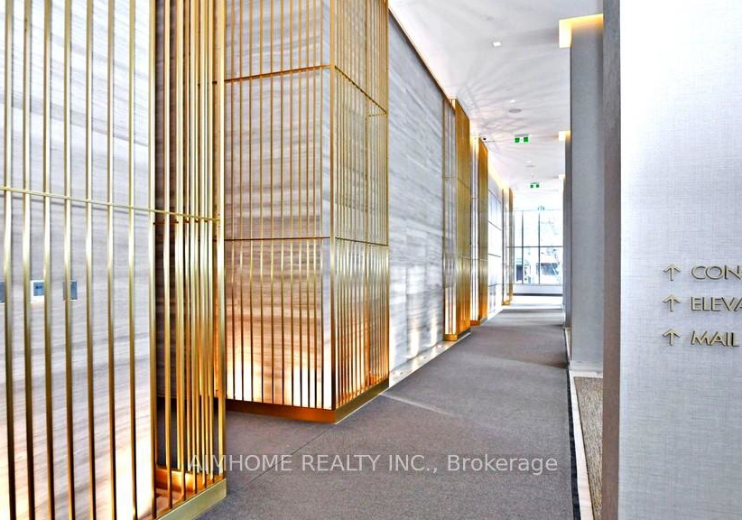 50-charles-street-e-toronto-toronto-ontario-c13500334