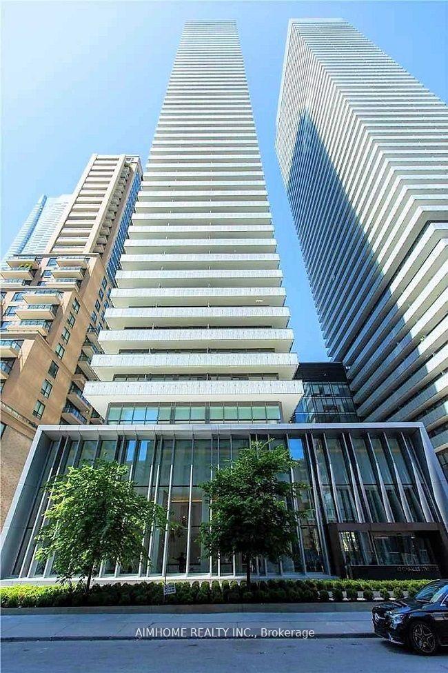 42-charles-street-e-toronto-toronto-ontario-c13500390