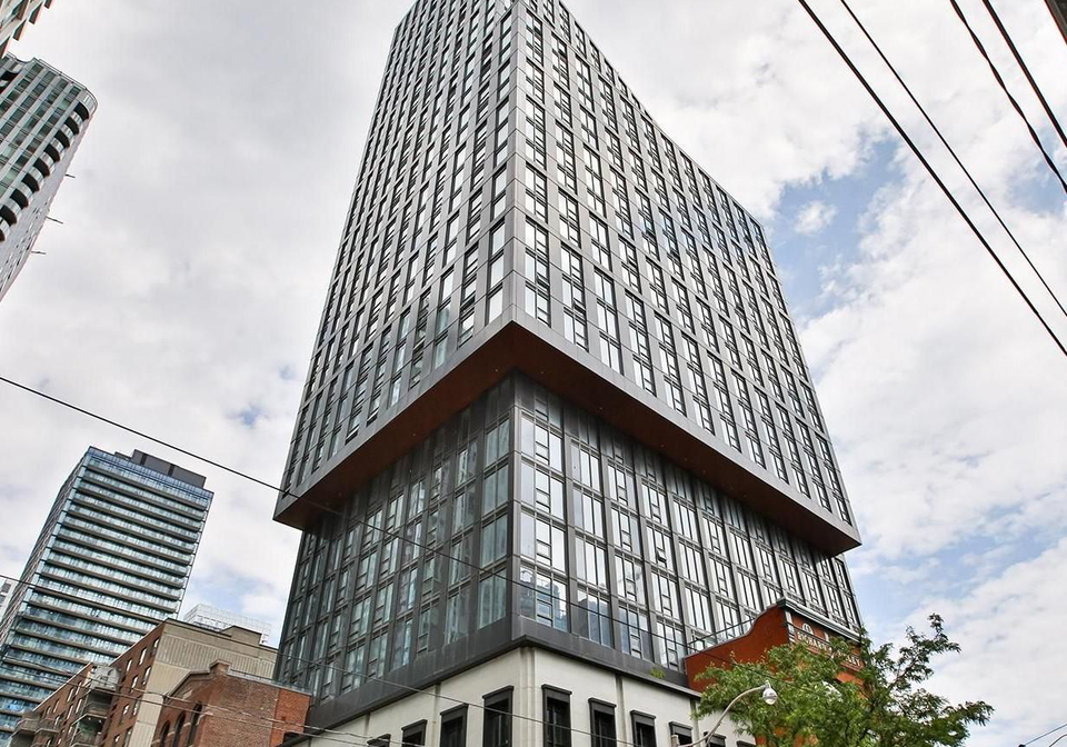 100-queen-street-e-toronto-toronto-ontario-c13500712