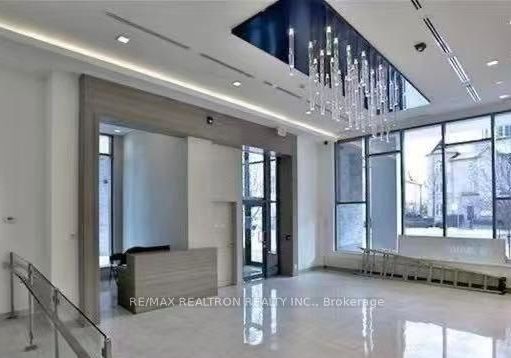 28-avondale-avenue-toronto-north-york-ontario-c13500810