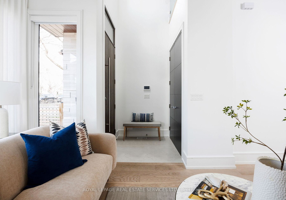 121-markham-street-toronto-toronto-ontario-c13501116