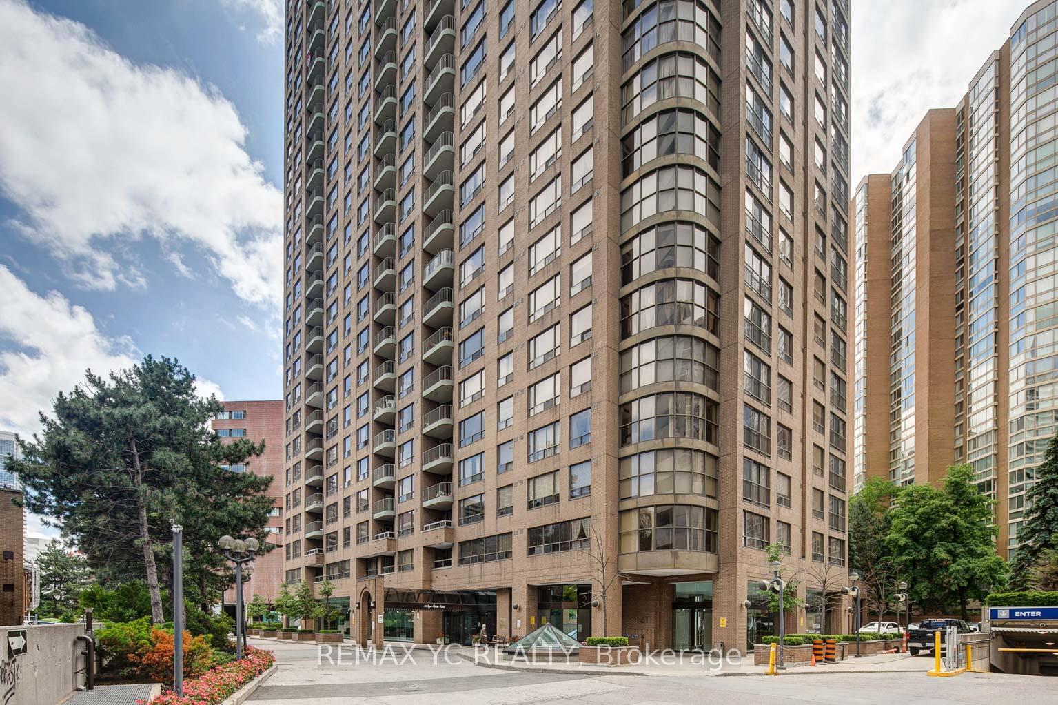 100-upper-madison-avenue-toronto-toronto-ontario-c13501270
