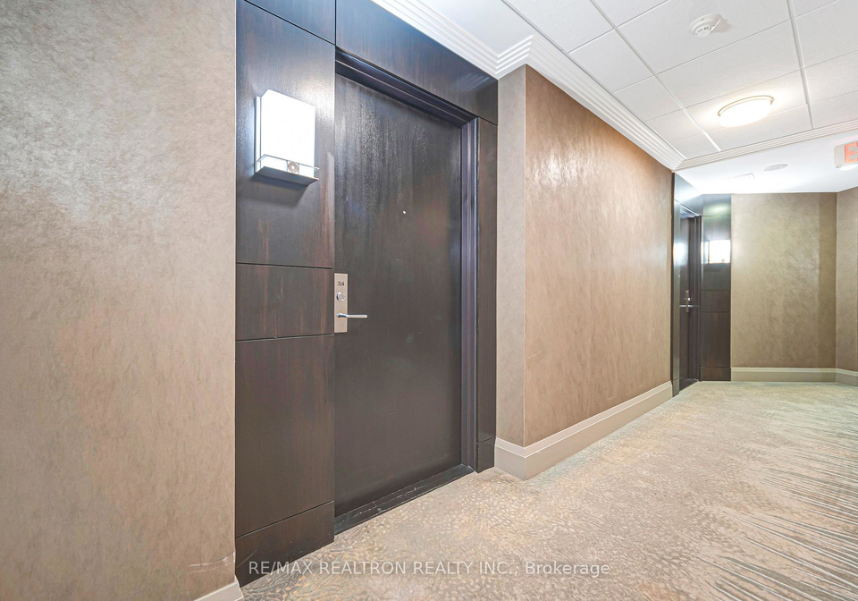 1717-avenue-road-toronto-toronto-ontario-c13501356