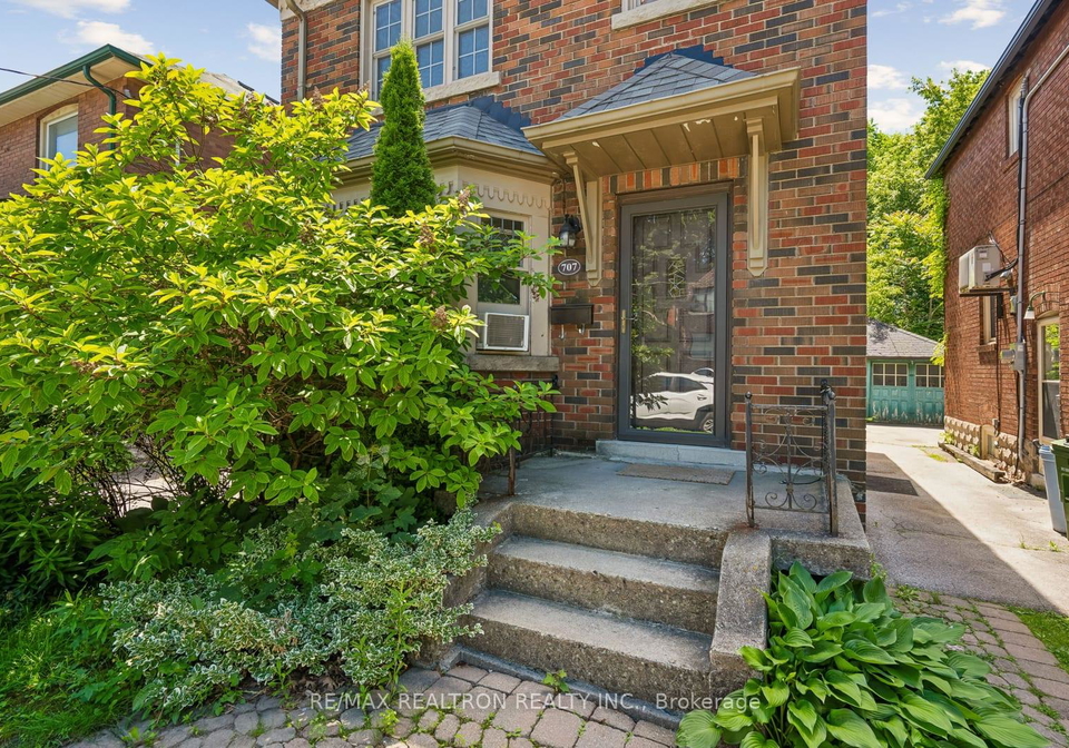 707-hillsdale-avenue-e-toronto-toronto-ontario-c13501490