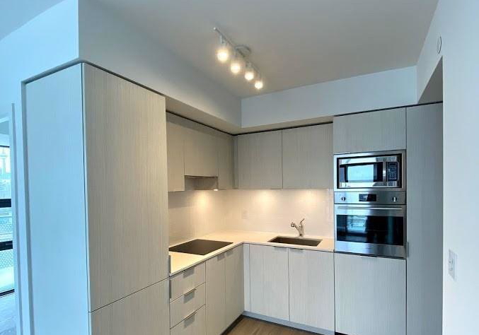 11-wellesley-street-w-toronto-toronto-ontario-c13501612