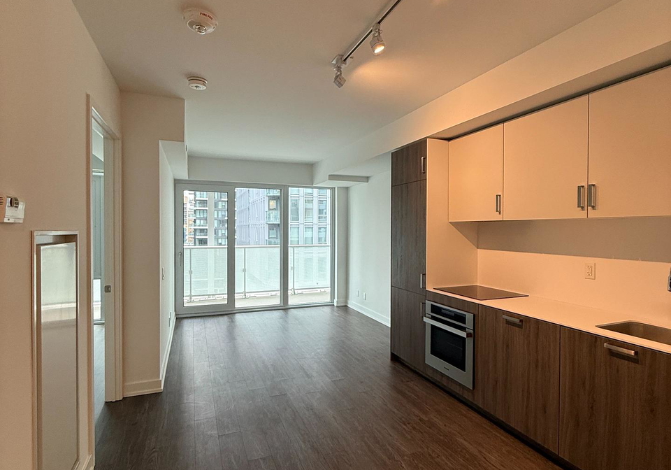 88-queen-street-toronto-toronto-ontario-c13501658