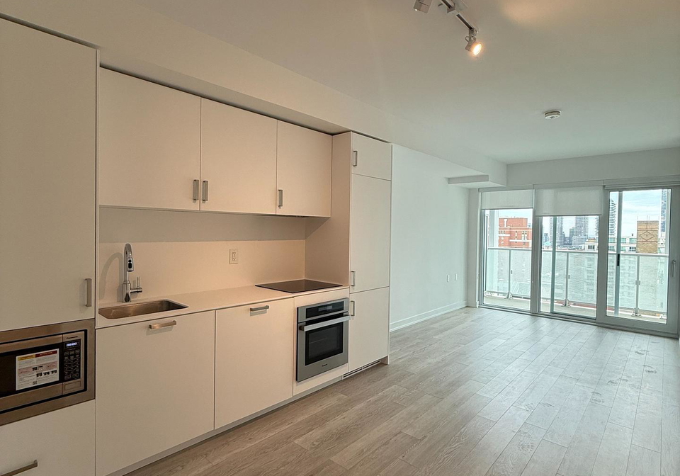 88-queen-street-toronto-toronto-ontario-c13501688