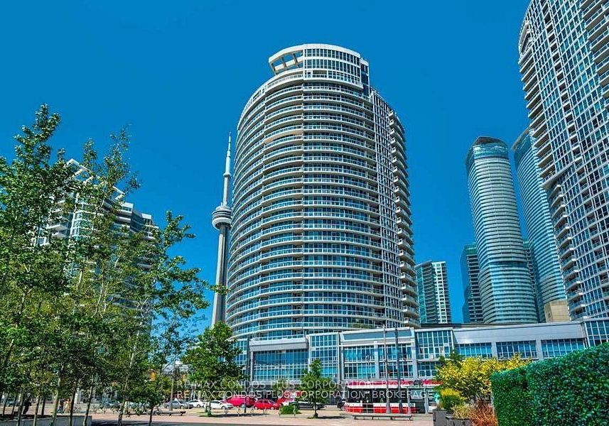 218-queens-quay-w-toronto-toronto-ontario-c13502082