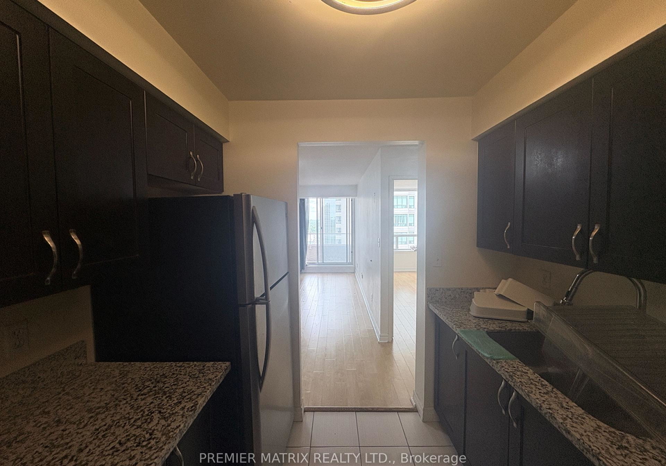 35-empress-avenue-toronto-north-york-ontario-c13502456