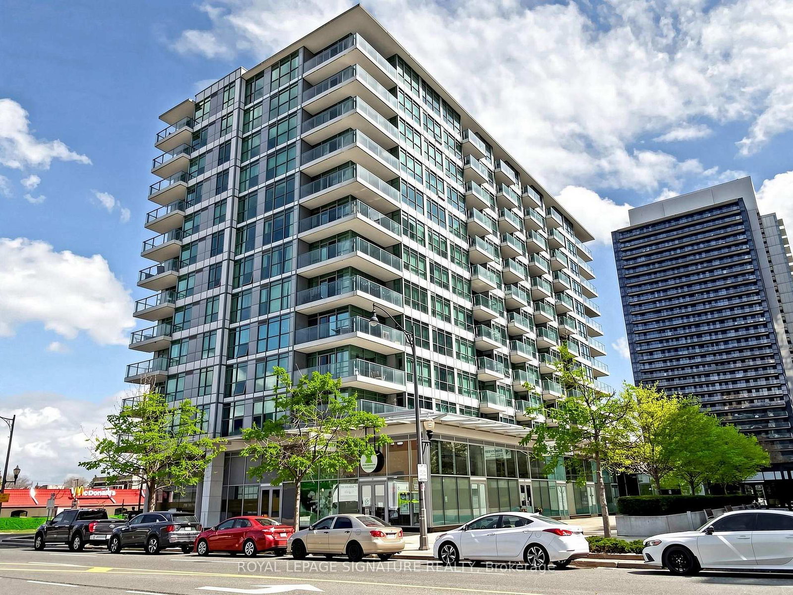 15-singer-court-toronto-north-york-ontario-c13502694
