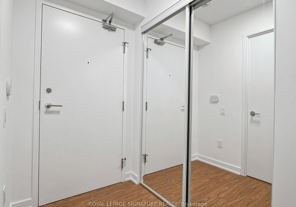 15-singer-court-toronto-north-york-ontario-c13502694