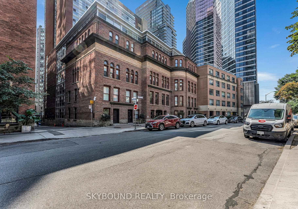 11-st-joseph-street-toronto-toronto-ontario-c13502696