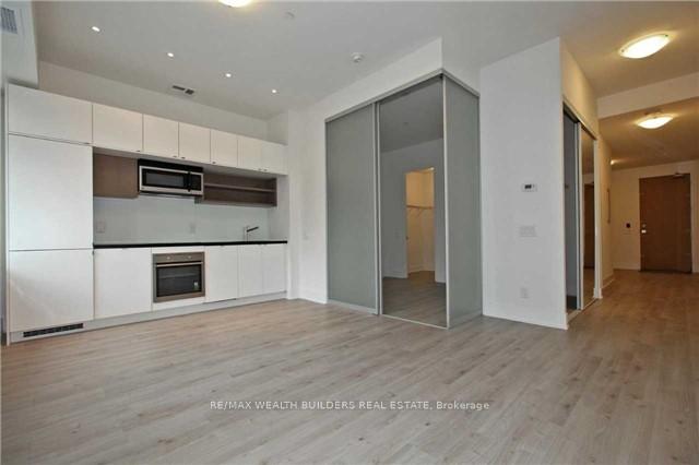 111-st-clair-avenue-w-toronto-toronto-ontario-c13502900