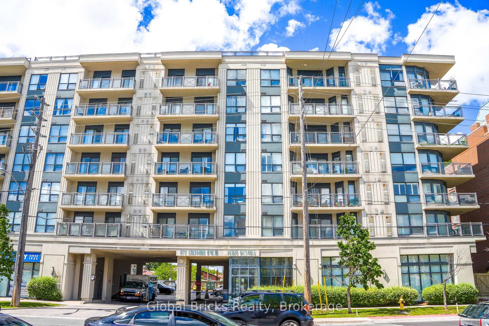 872-sheppard-avenue-w-toronto-toronto-ontario-c13502982