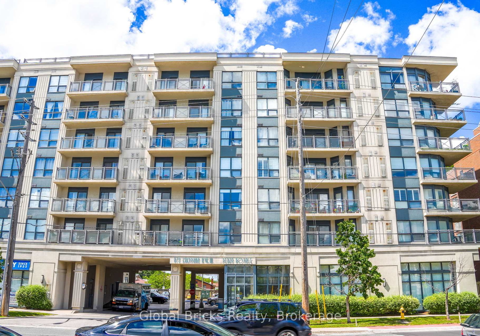 872-sheppard-avenue-w-toronto-toronto-ontario-c13502982