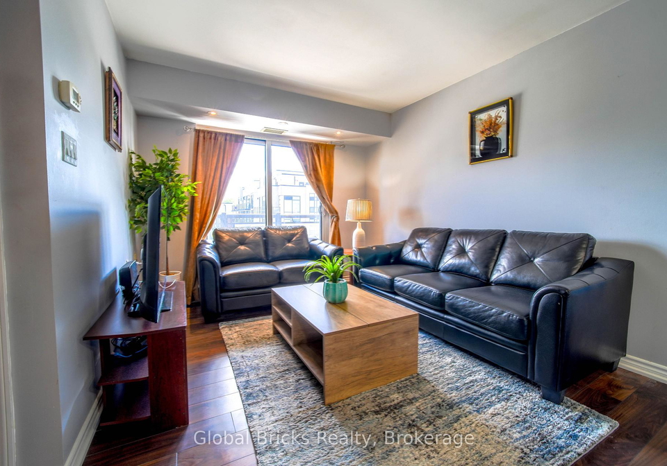 872-sheppard-avenue-w-toronto-toronto-ontario-c13502982