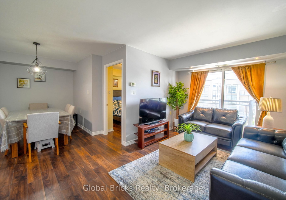 872-sheppard-avenue-w-toronto-toronto-ontario-c13502982