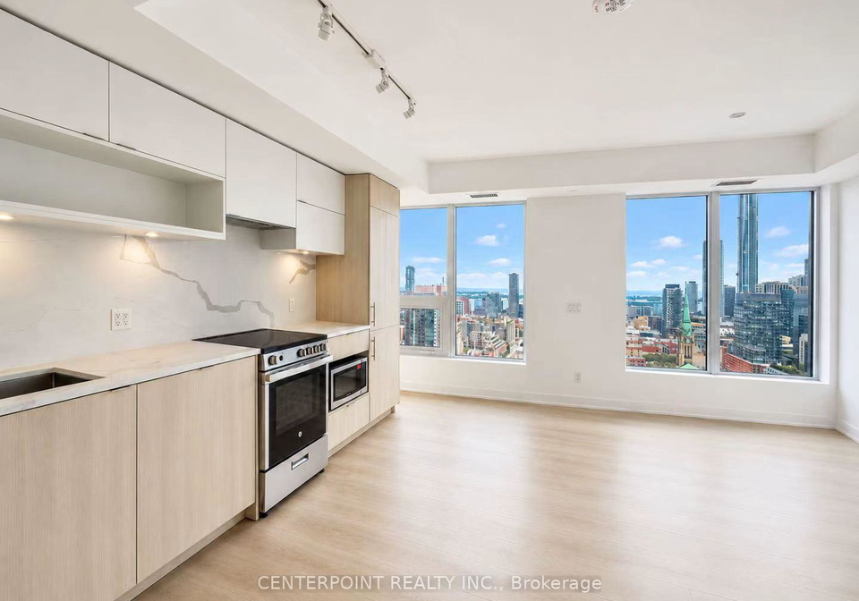 100-queen-street-e-toronto-toronto-ontario-c13503022