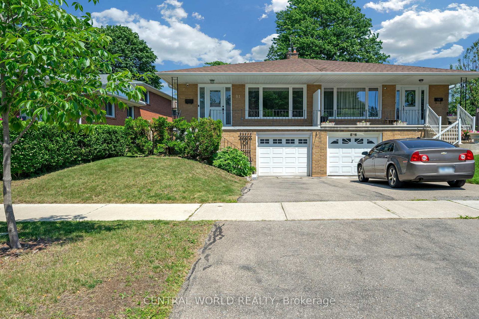 81-pineway-boulevard-toronto-north-york-ontario-c13503088