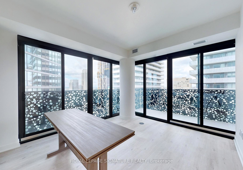 55-charles-street-e-toronto-toronto-ontario-c13503224
