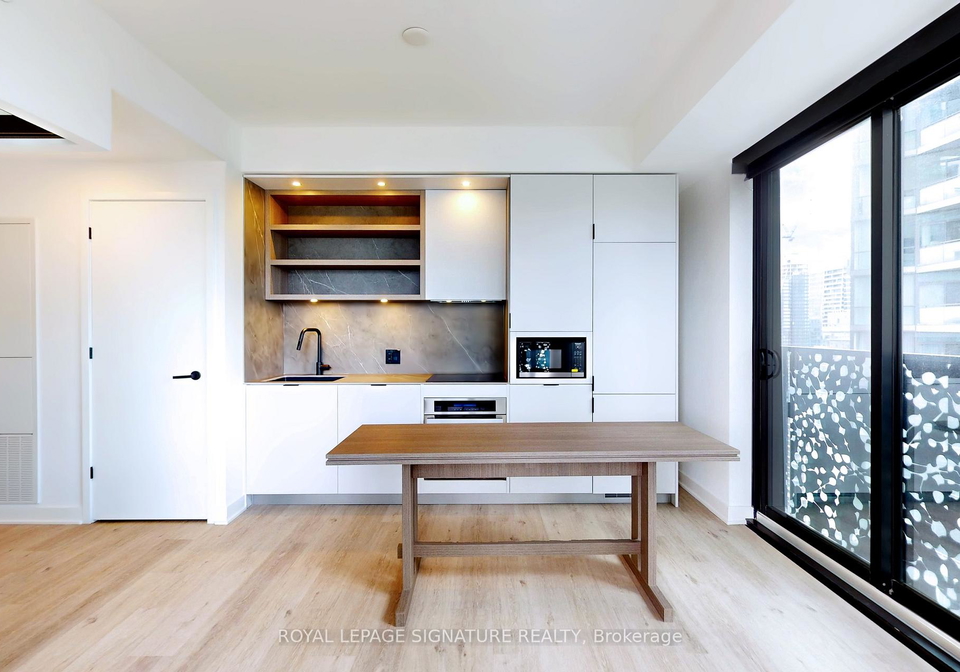 55-charles-street-e-toronto-toronto-ontario-c13503224