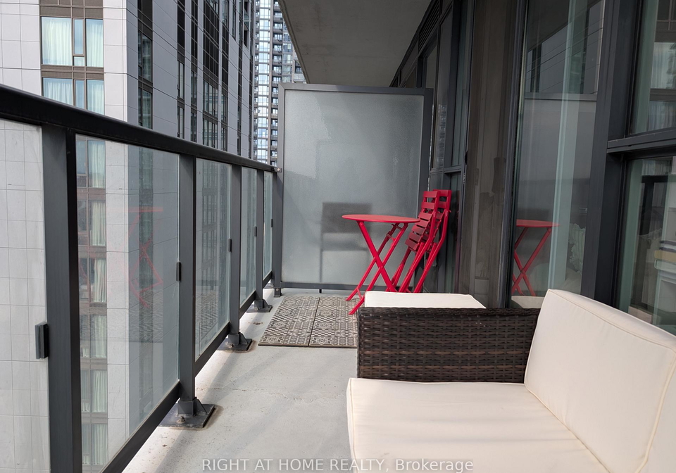 87-peter-street-toronto-toronto-ontario-c13503438
