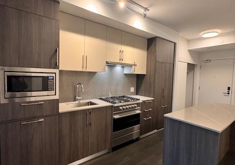 8-manor-road-w-toronto-toronto-ontario-c13503480
