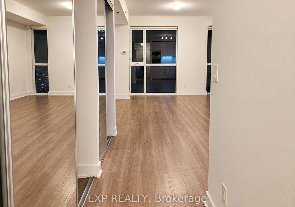 318-richmond-street-w-toronto-toronto-ontario-c13503560