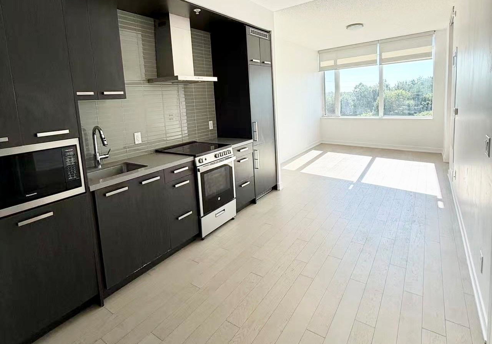 120-bayview-avenue-toronto-toronto-ontario-c13503588