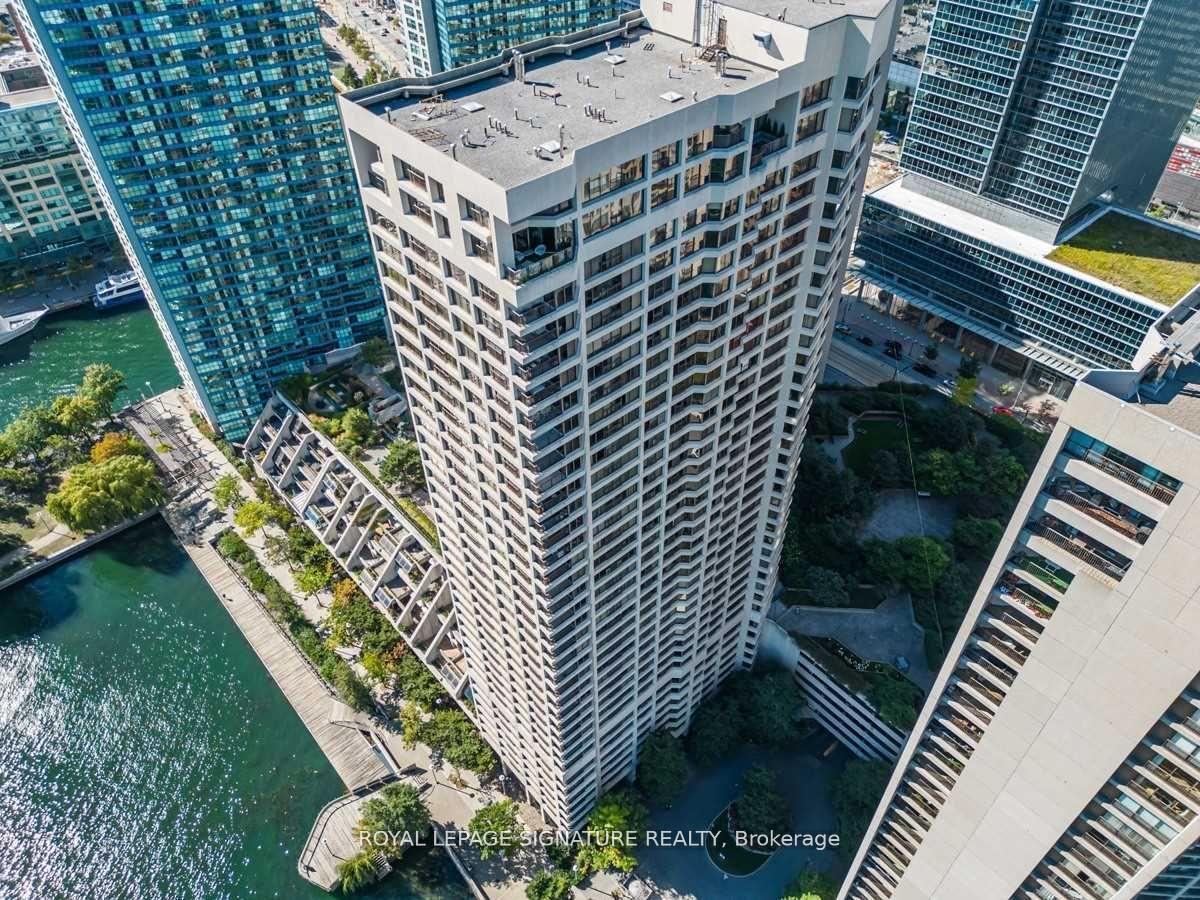 65-harbour-square-toronto-toronto-ontario-c13503724